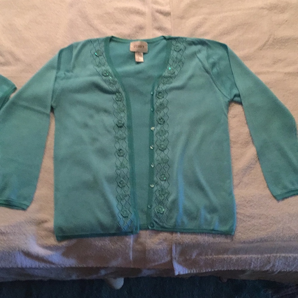 Sweater set with flower detail size medium